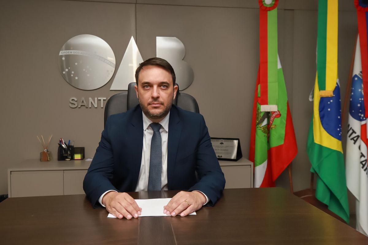 OAB/SC anuncia operação para acabar com o golpe dos falsos advogados